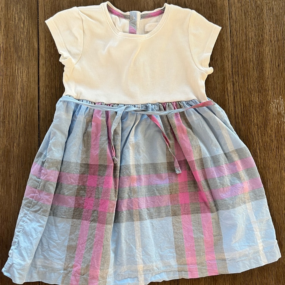 Burberry dress 2y
